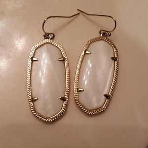 Kendra Scott Elle Earrings